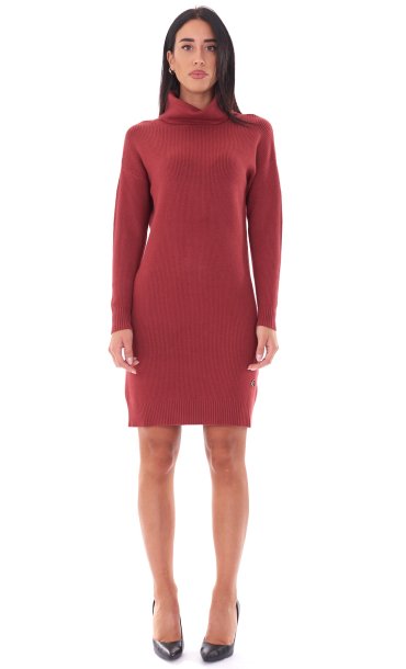 WHITE WISE TURTLENECK RIBBED DRESS BRICK